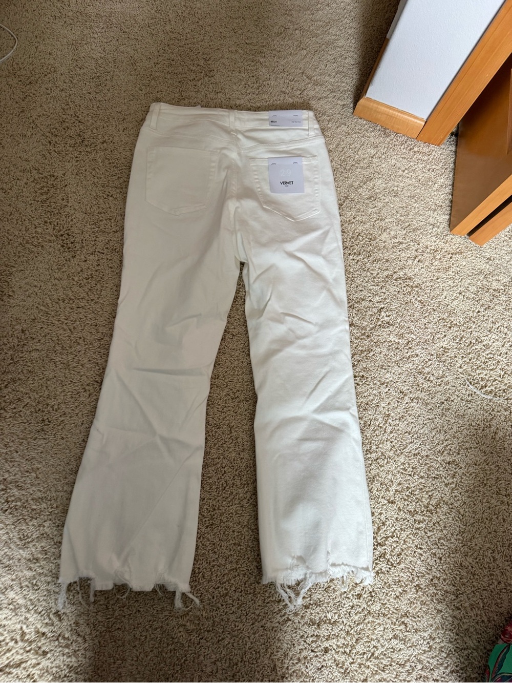 NWT | VERVET BY FLYING MONKEY | White High-Rise Raw Fringe Hem Jeans | Size 29 - Picture 5 of 10